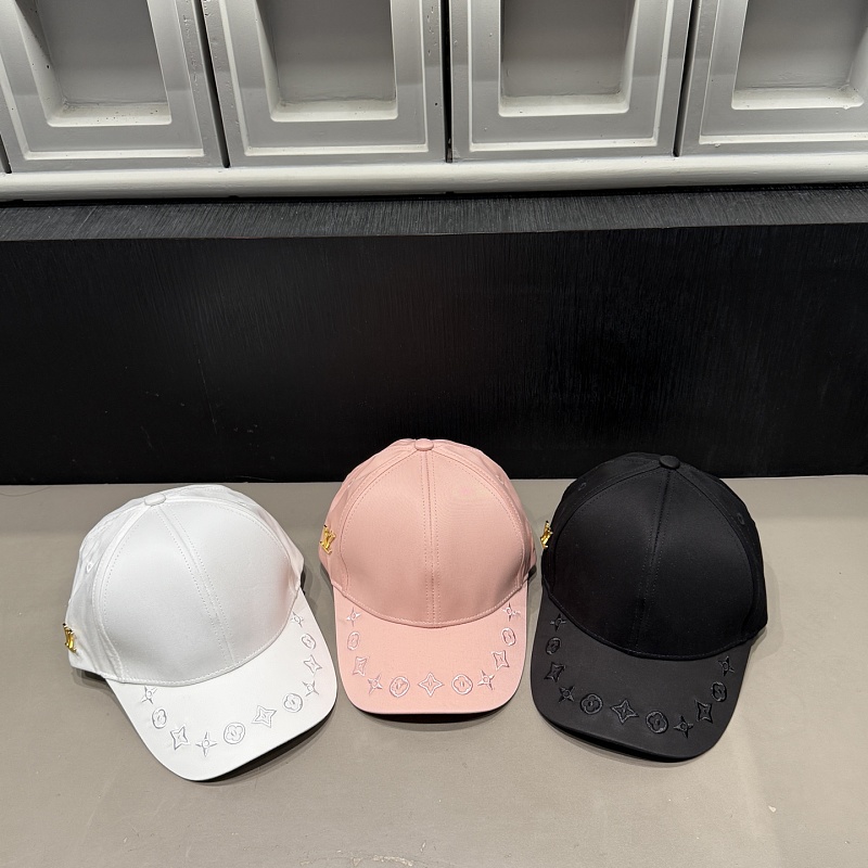 LOUIS VUITTON CAPS (7)