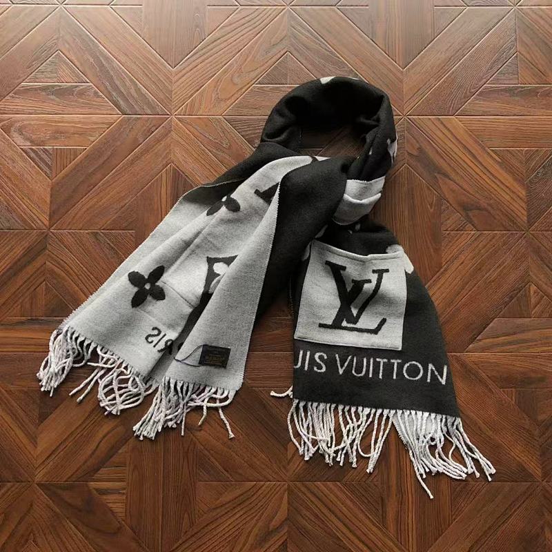 LOUIS VUITTON SCARVES