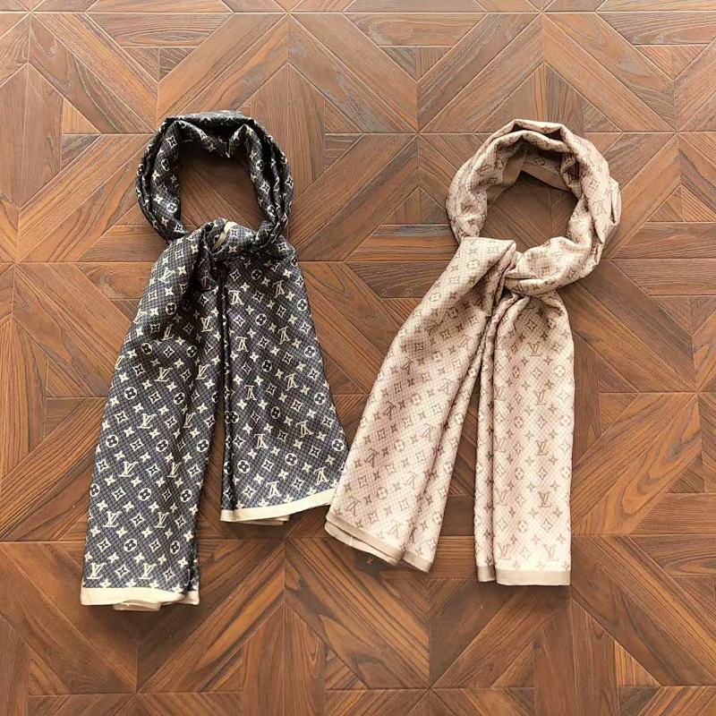 LOUIS VUITTON SCARVES (2)