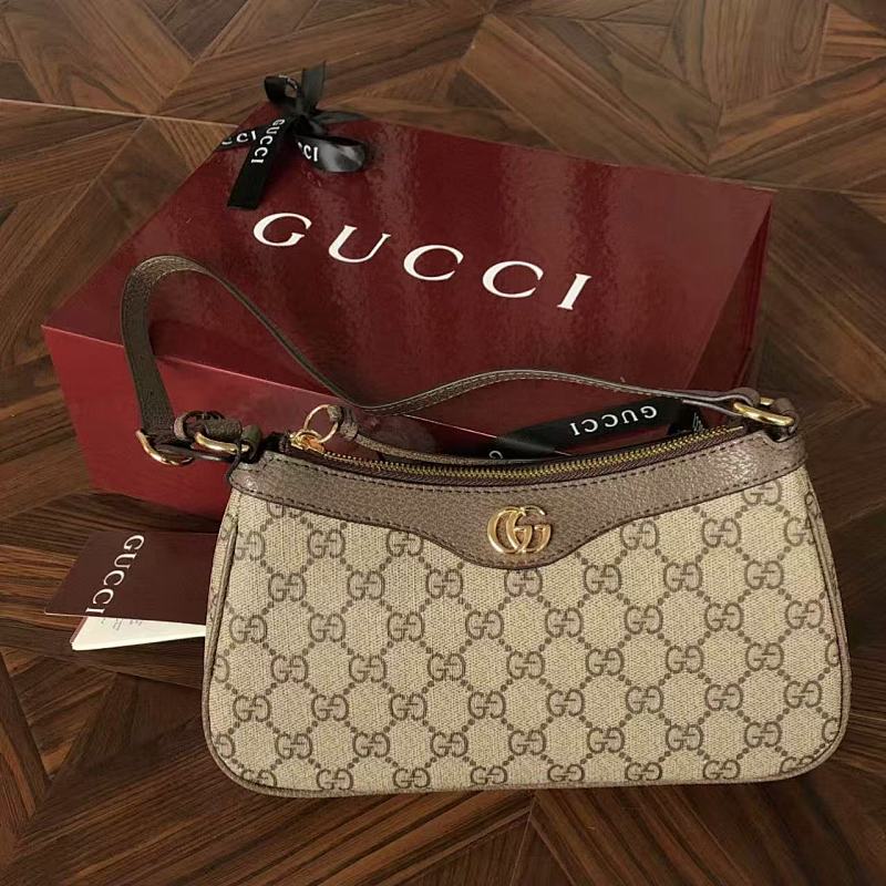 GUCCI BAGS (2)