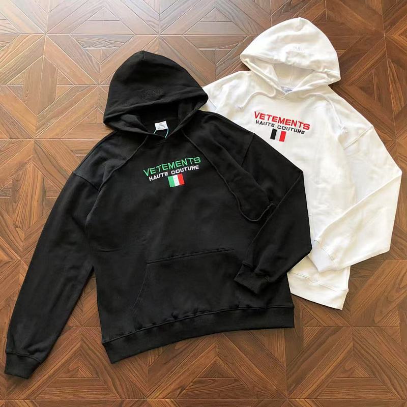 VETEMENTS HOODIES (31)