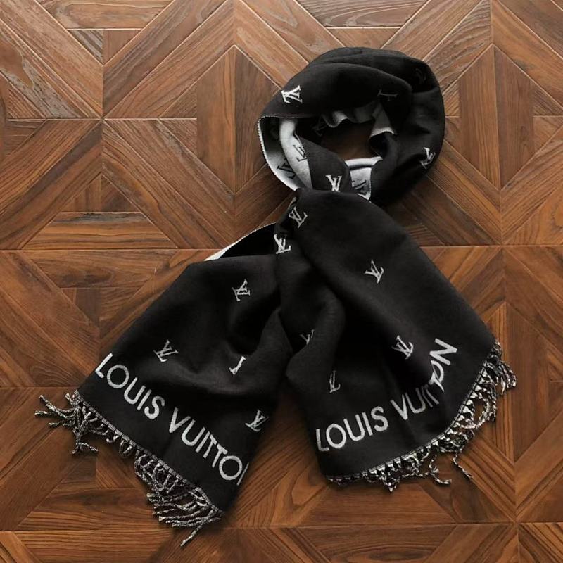 LOUIS VUITTON SCARVES (6)
