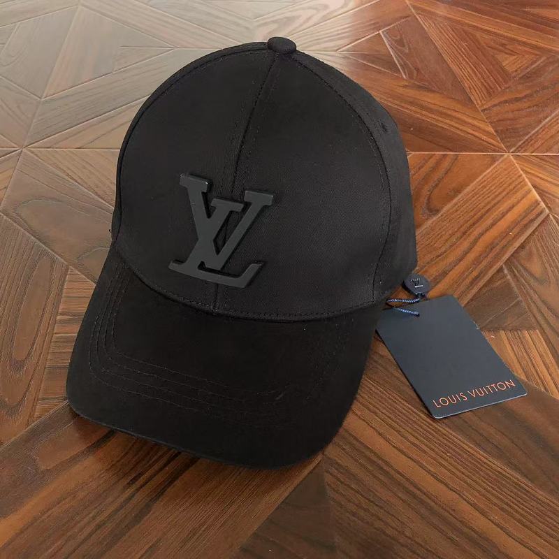 LOUIS VUITTON CAPS (21)