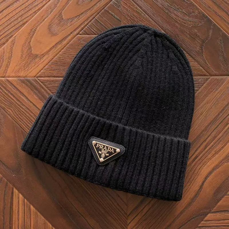 PRADA CAPS (6)