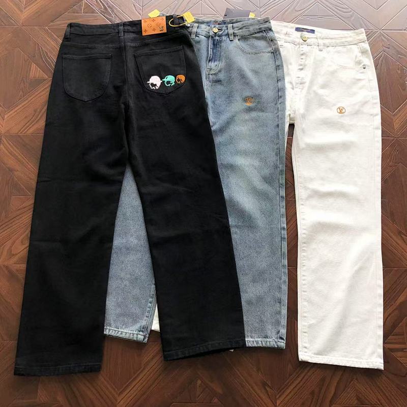 LOUIS VUITTON PANTS (126)