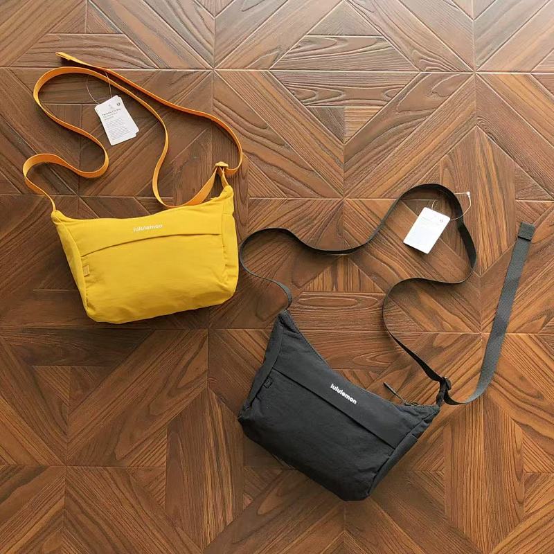 LULULEMON BAGS (13)