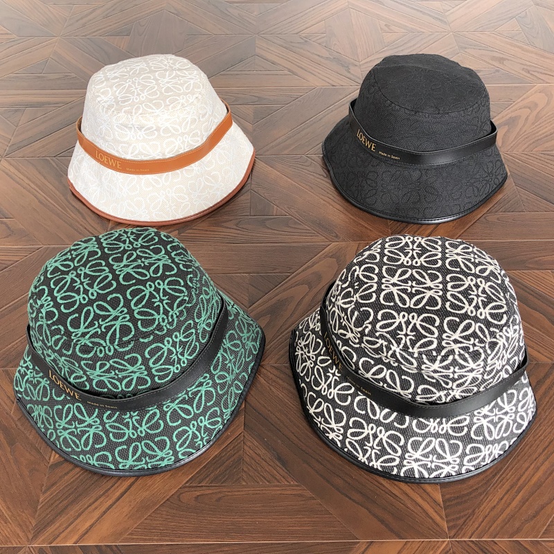 LOEWE CAPS (3)