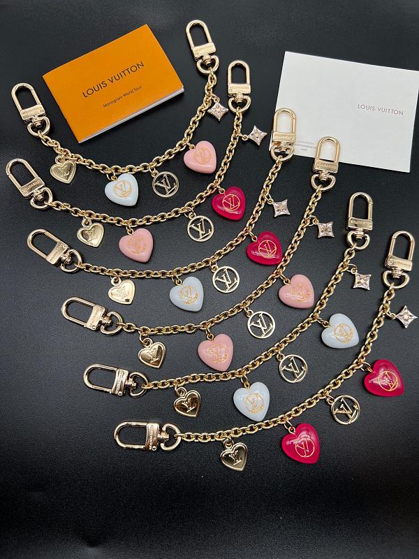 LOUIS VUITTON (25)