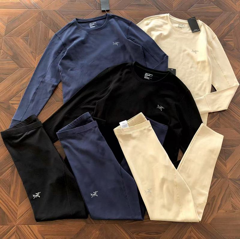 ARC'TERYX LONGSLEEVES (5)