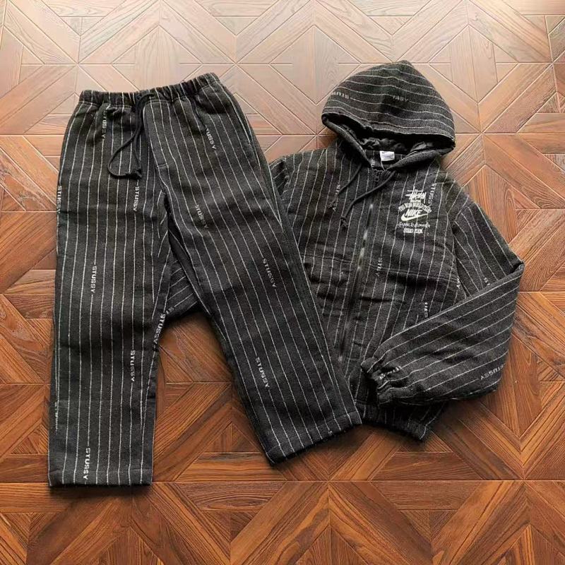 STUSSY PANTS (3)
