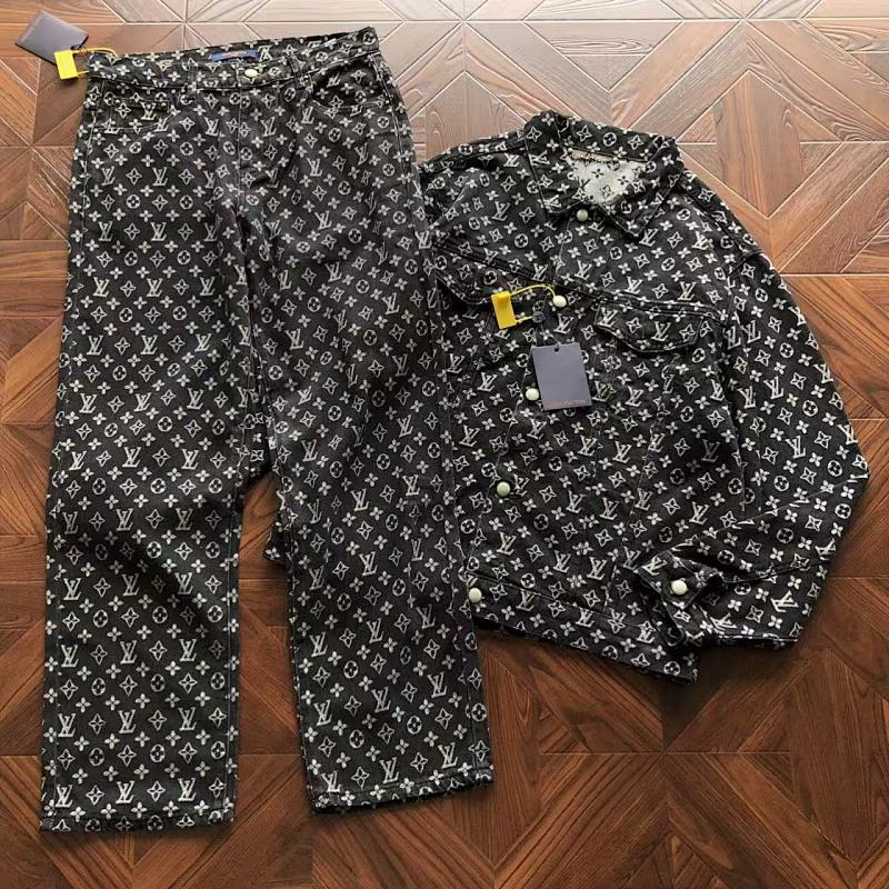 LOUIS VUITTON PANTS (71)