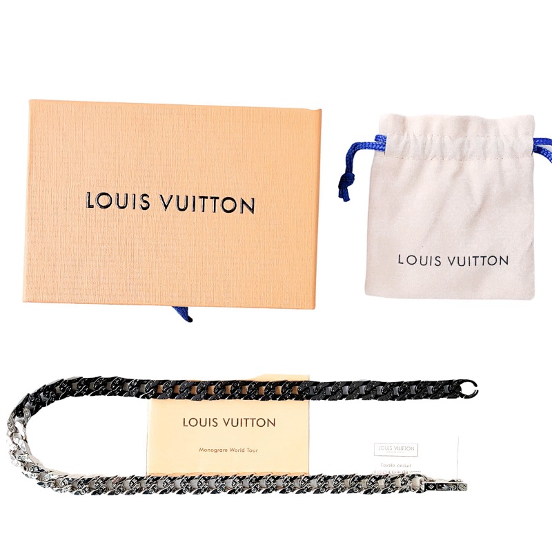 LOUIS VUITTON (130)