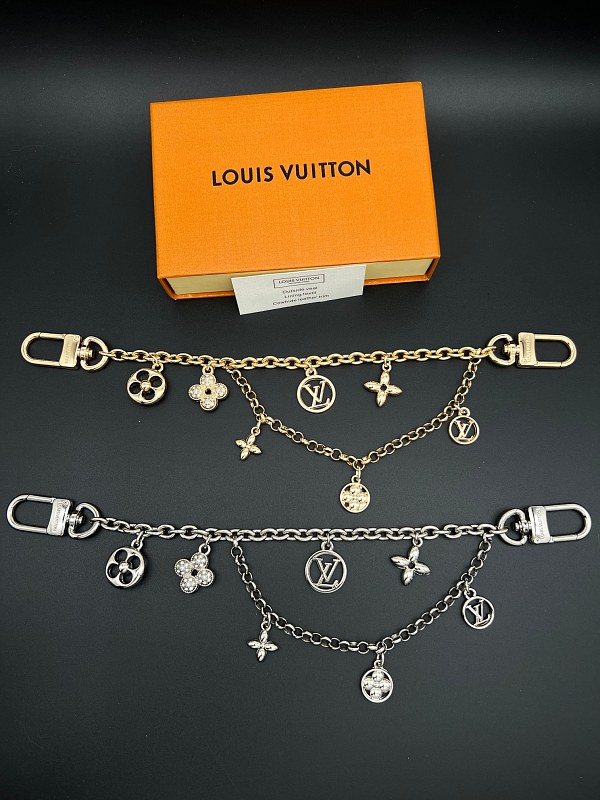 LOUIS VUITTON (85)