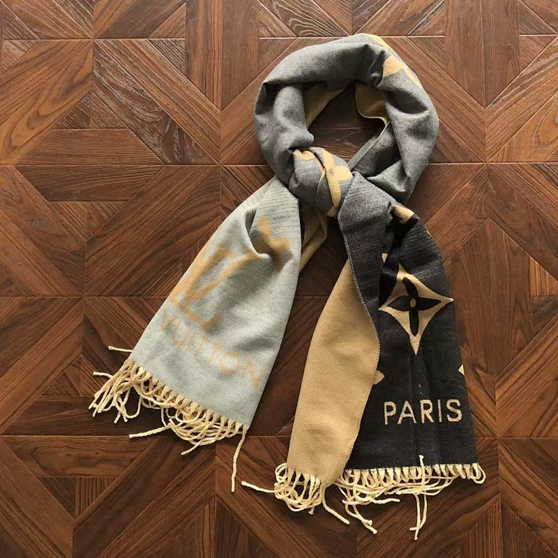 LOUIS VUITTON SCARVES (12)