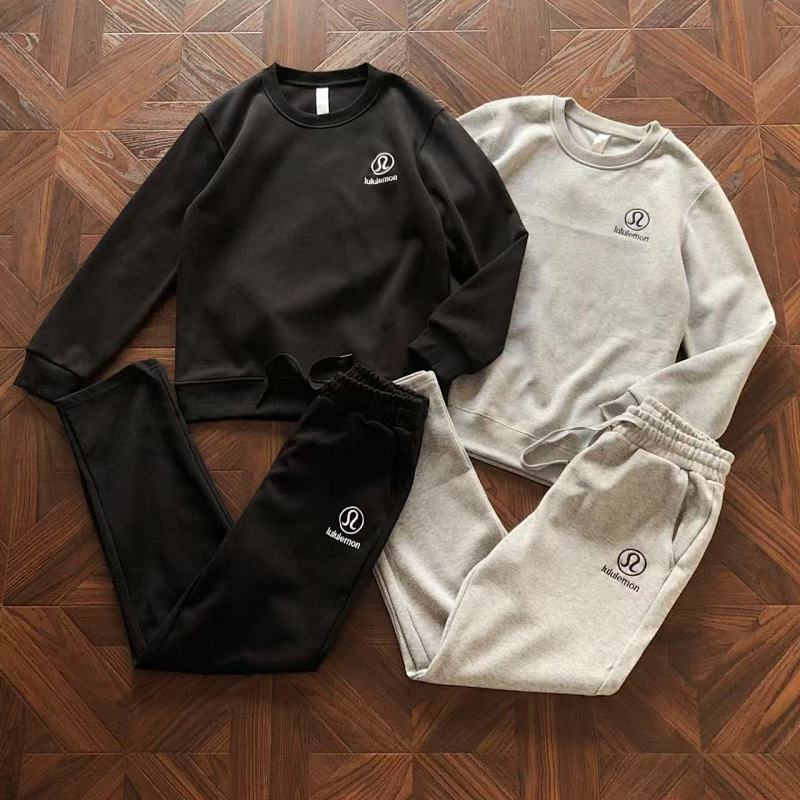 LULULEMON SWEATERS (3)