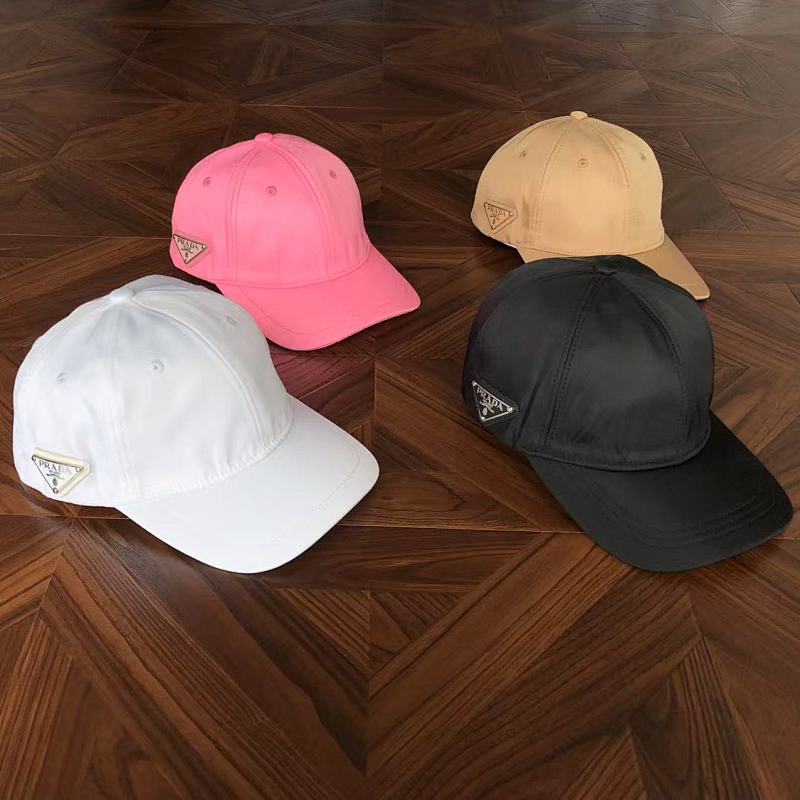PRADA CAPS (2)