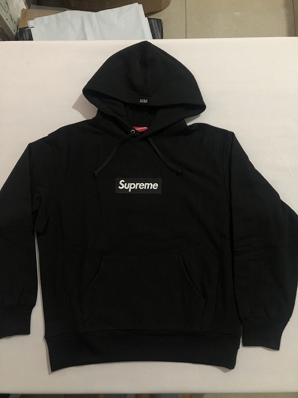 SUPREME (3)