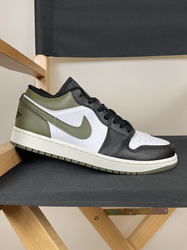Air Jordan 1 Low Olive