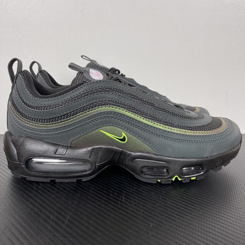 NIKE Air Max 97 (4)