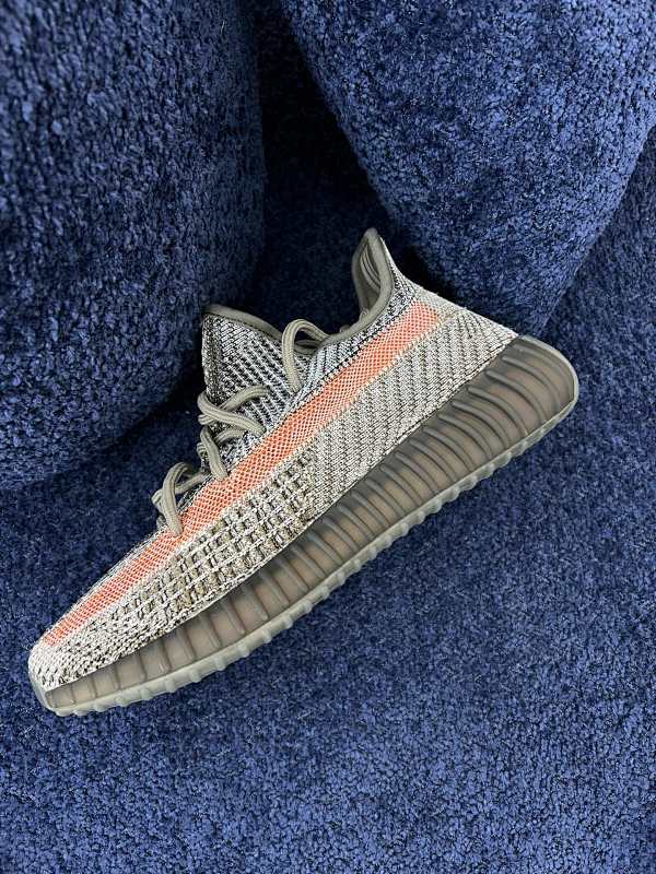 YEEZY 350 Ash Stone