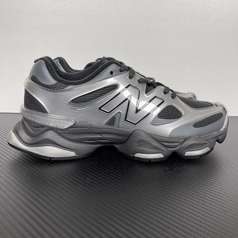 NEW BALANCE SNEAKERS (8)