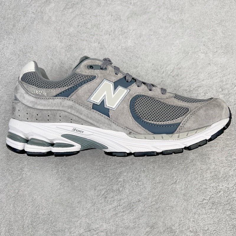 NEW BALANCE SNEAKERS (55)