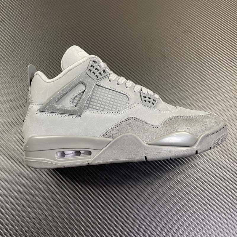 Air Jordan 4 SE "Smoke Grey"