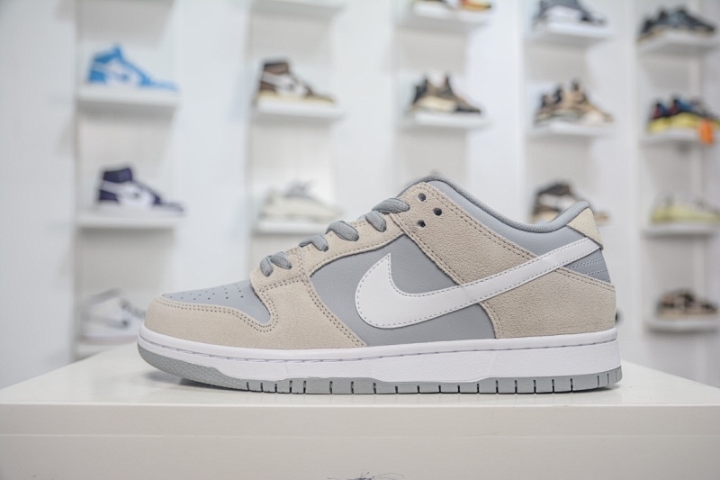 NIKE Dunk Low '北极狐灰白'