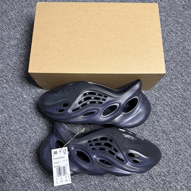 Yeezy Foam Runner Midnight Blue