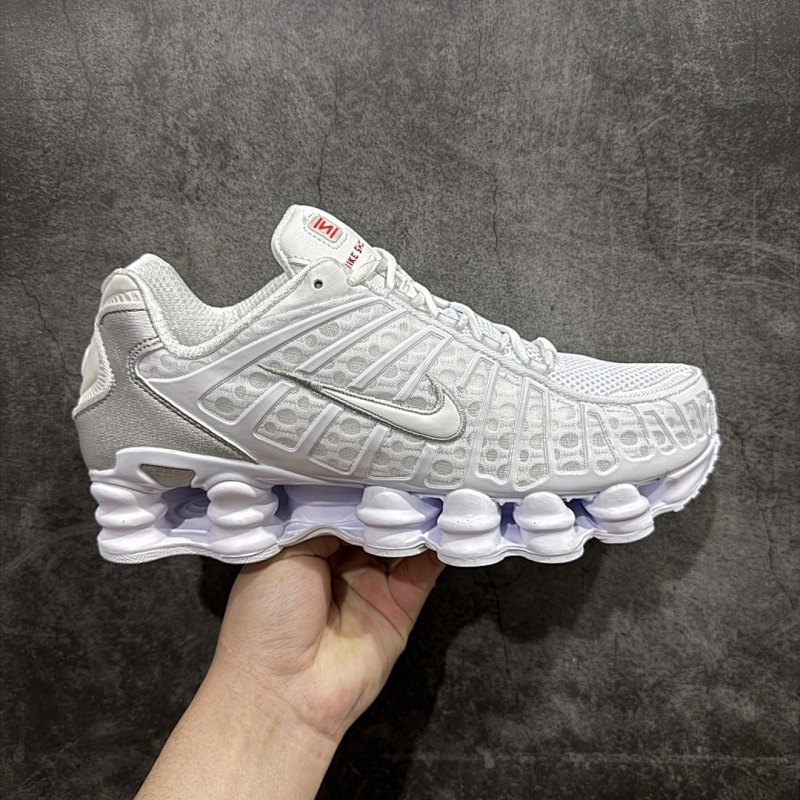 NIKE SNEAKERS (6)