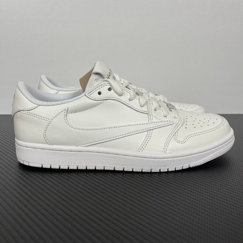 Air Jordan 1 Low OG (5)