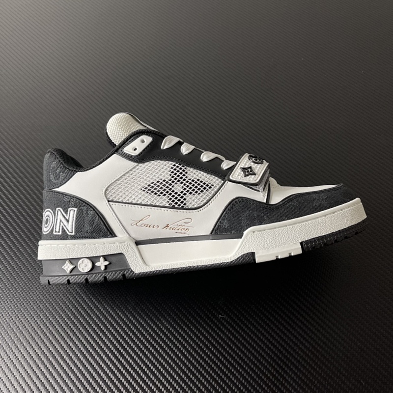 Louis Vuitton Trainer Black/White