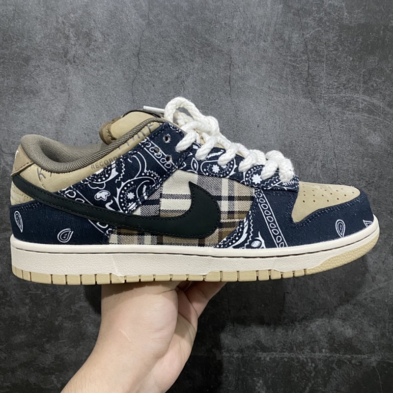NIKE DUNK SB "Bandana"