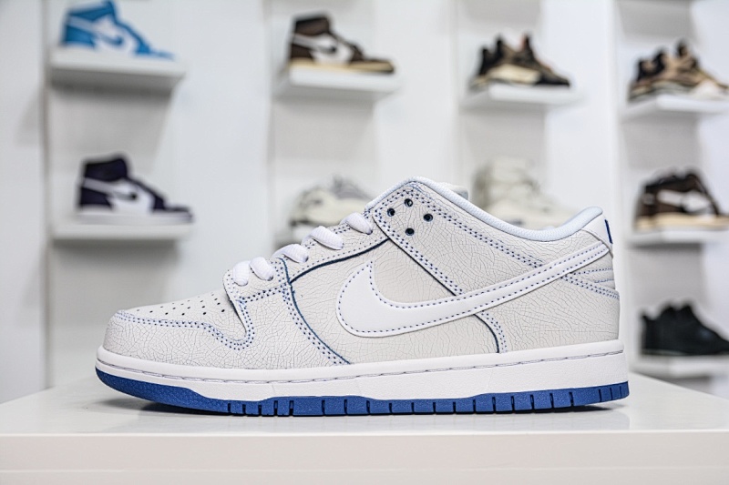 NIKE Dunk Low White/Blue