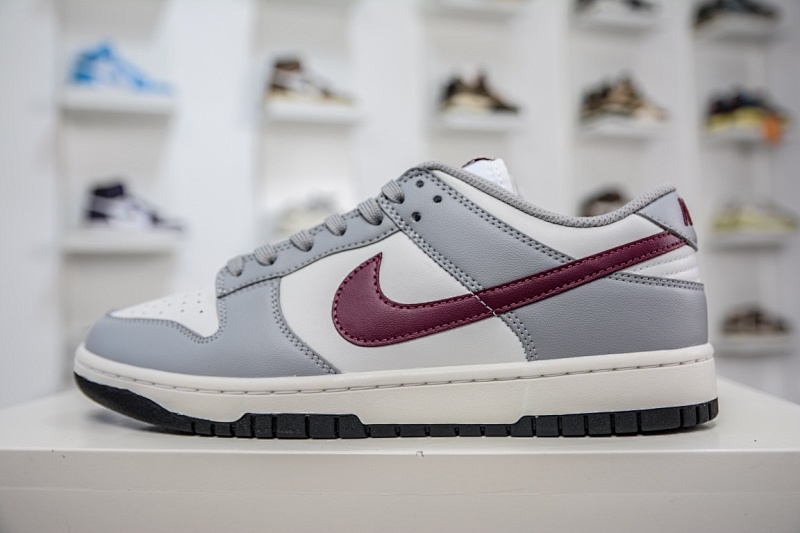 NIKE Dunk Low 'Dio Red Bean'