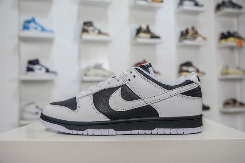 NIKE DUNK反转黑白熊猫