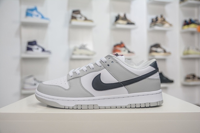 NIKE Dunk Grey White