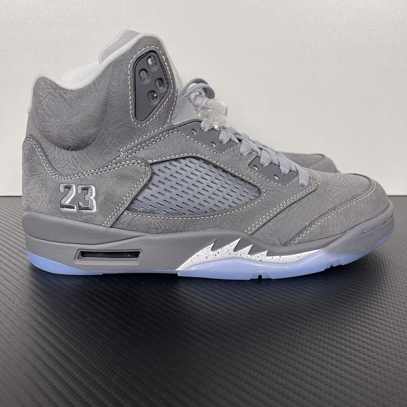 Air Jordan 5 Wolf Grey (2)