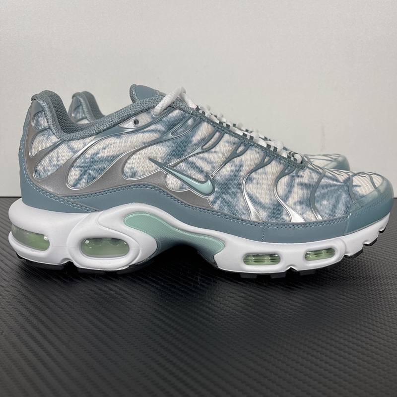 NIKE AIR MAX TN PLUS 水绿银