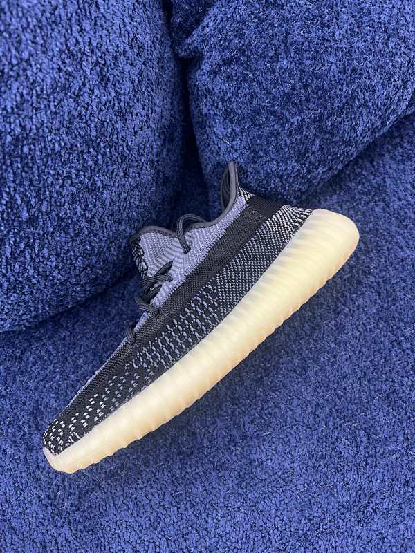 YEEZY Boost 350 V2 Oreo