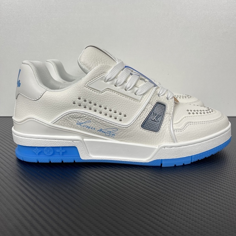 Louis Vuitton 320Y AM 1AHTHO