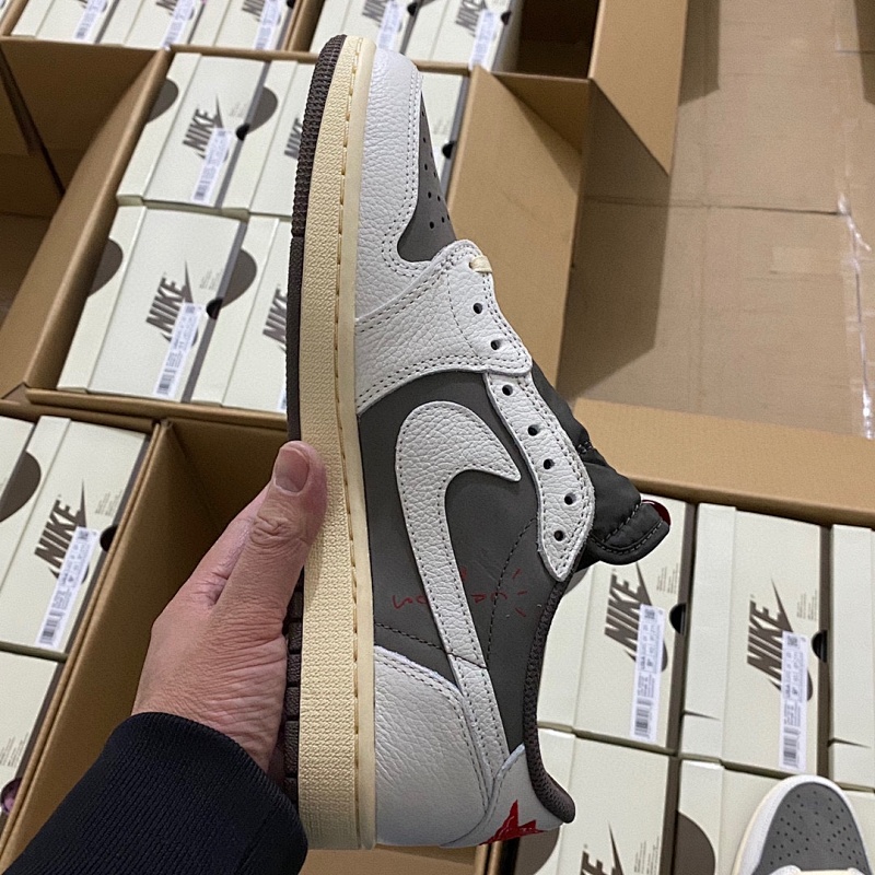 Travis Scott x Jordan Air Jordan 1 Low OG SP