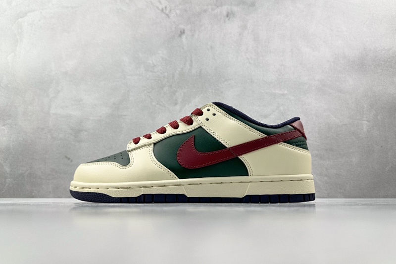 NIKE Dunk Low "Wine"