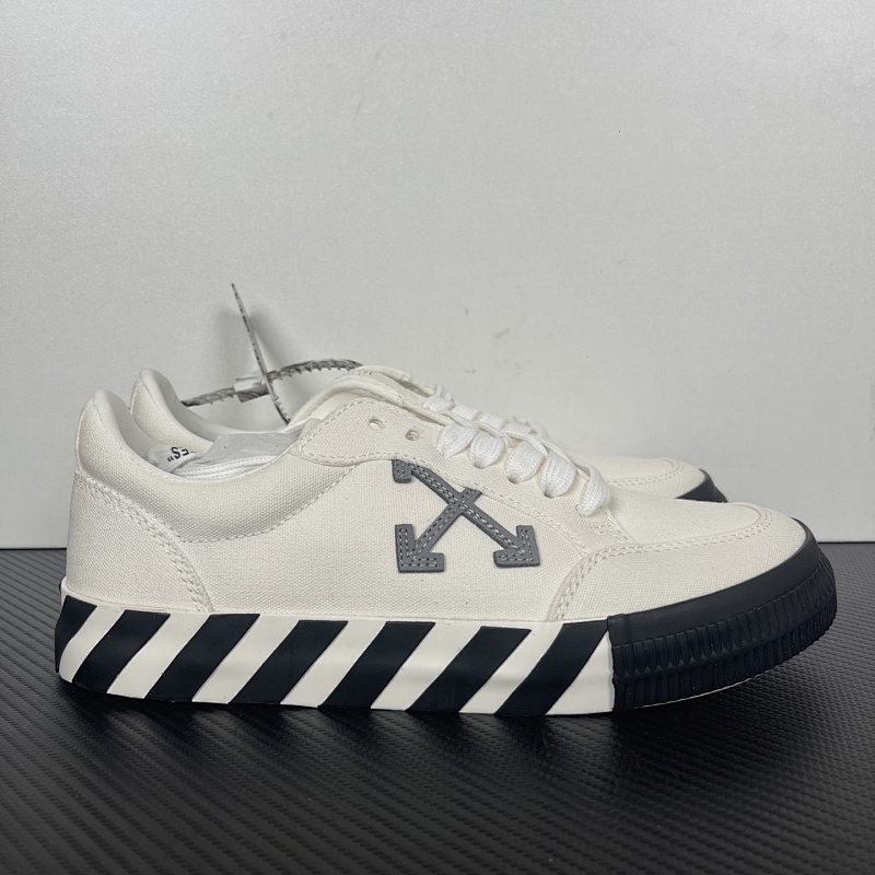 OFF WHITE SNEAKERS (26)