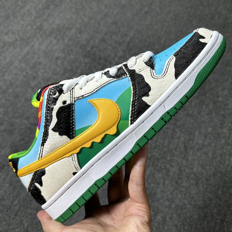 NIKE Dunk Low "Milk Cow"