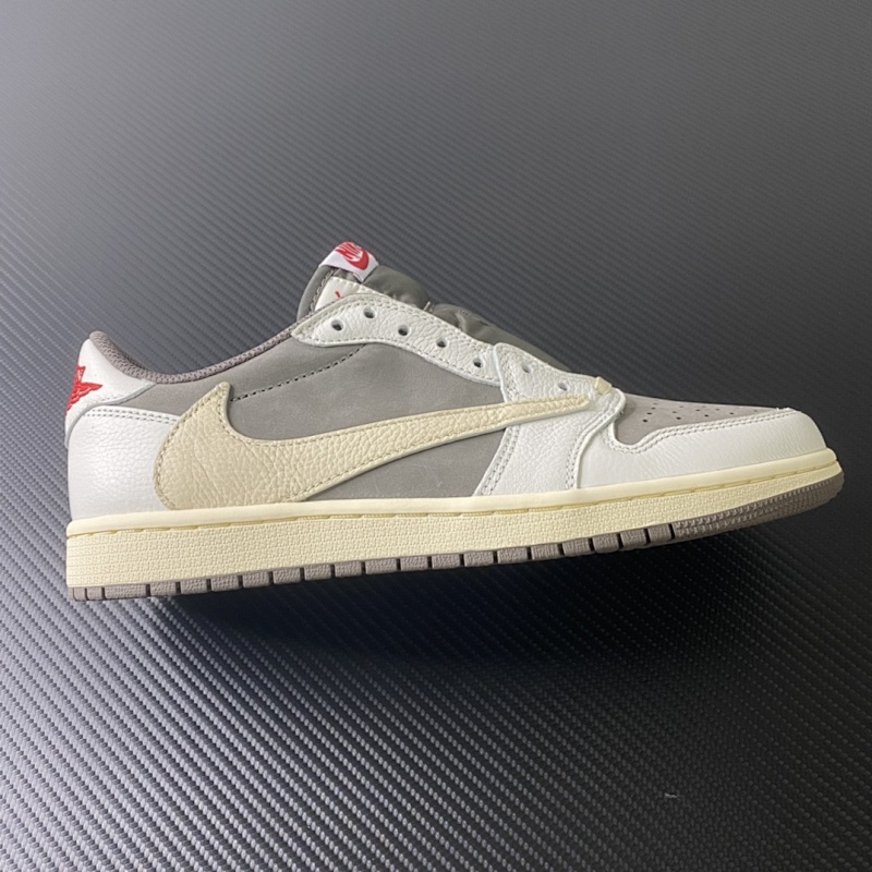 Travis Scott x Air Jordan 1 Low OG SP "Sail"