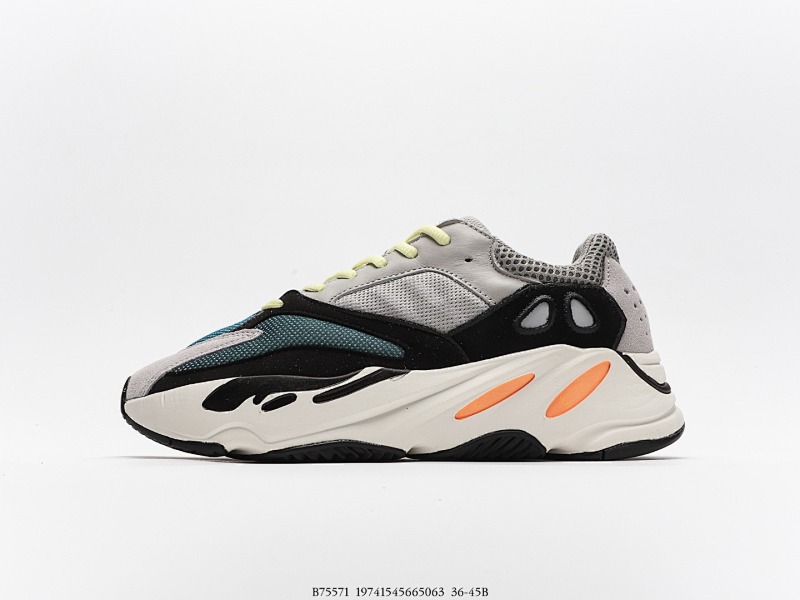 YEEZY 700 OG