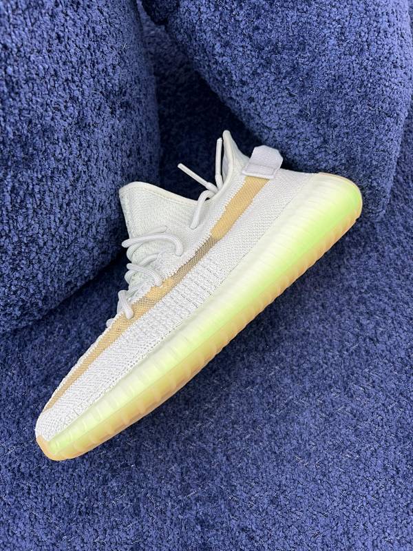 YEEZY 350 Asian Exclusive