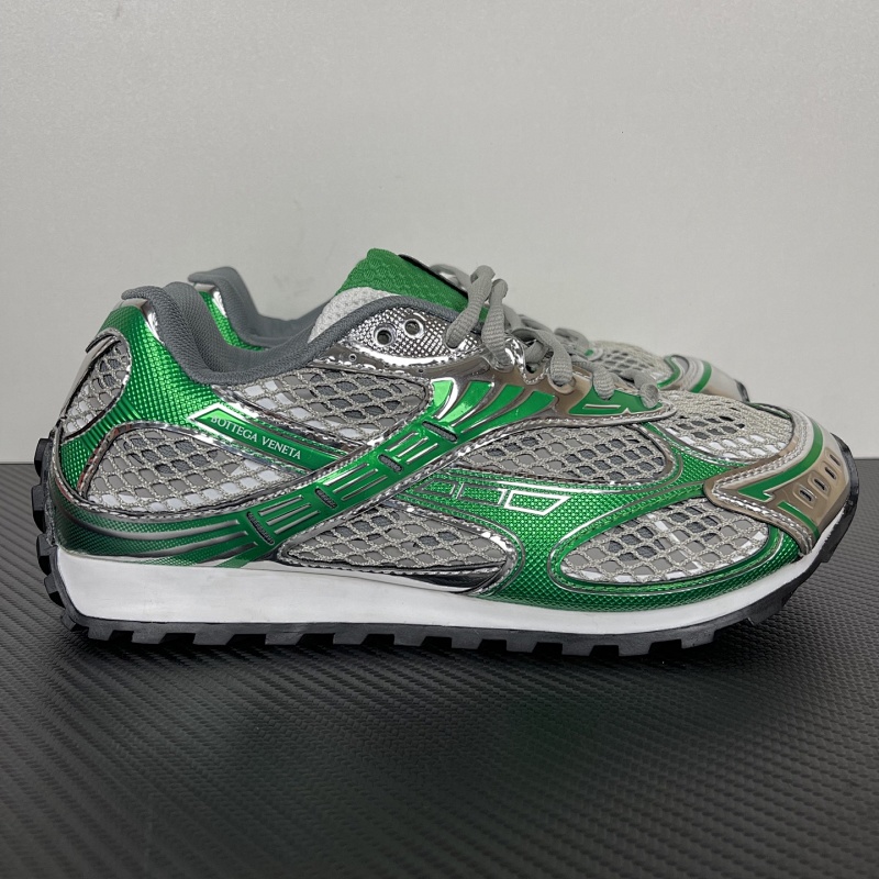 BOTTEGA VENETA SNEAKERS (12)