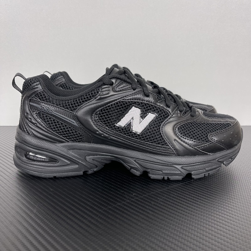 NEW BALANCE MR530